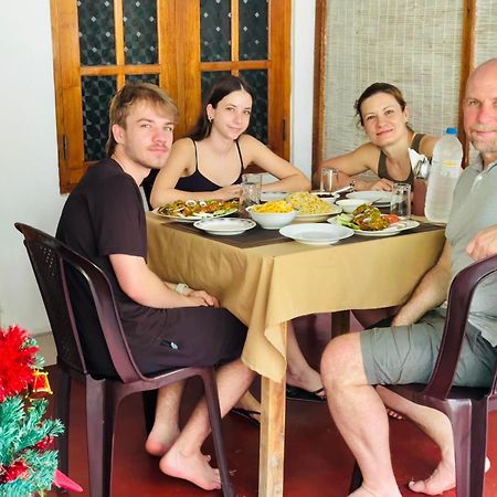 Nethmi Homestay & Restaurant Тангалле Екстер'єр фото