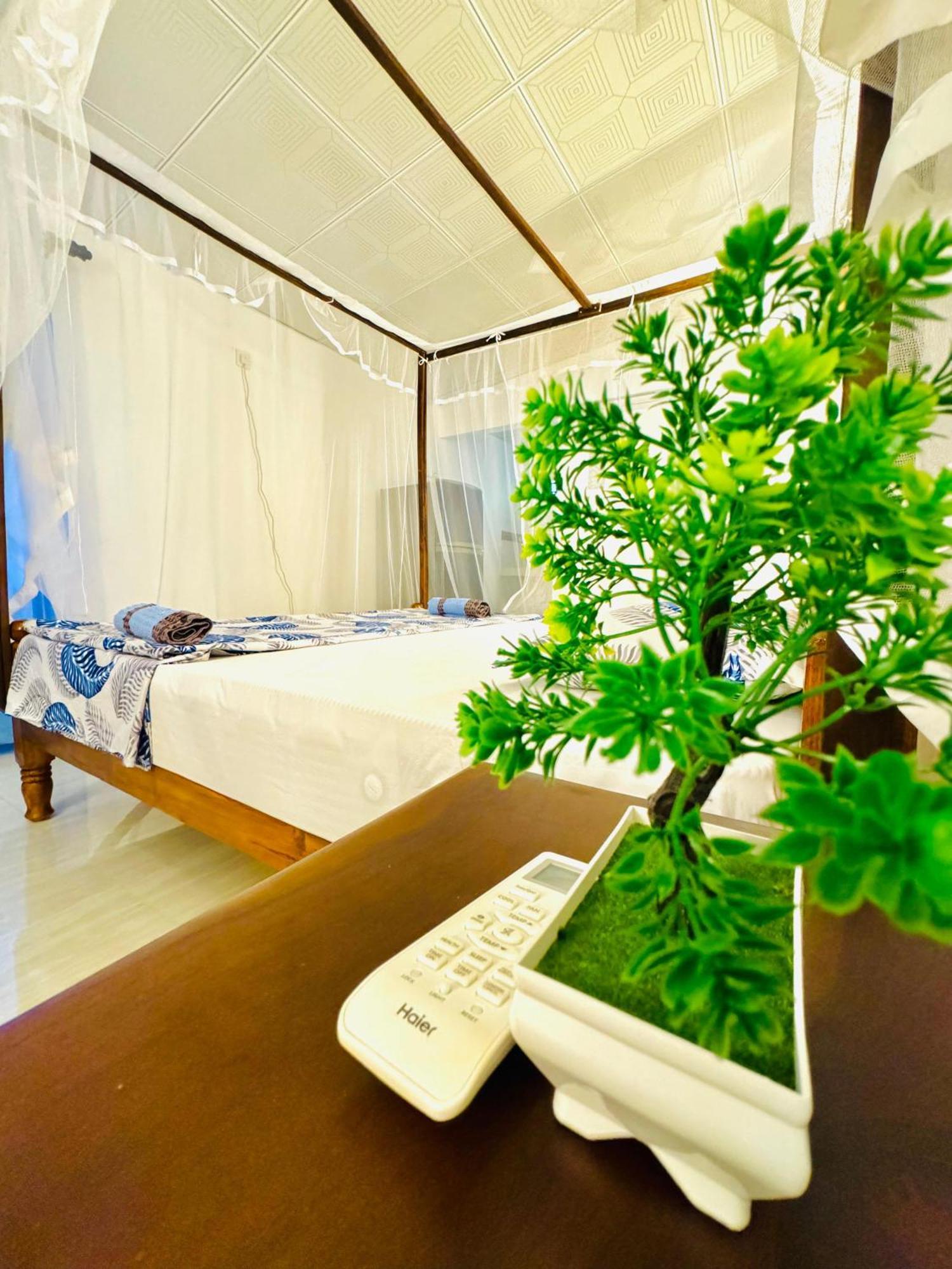 Nethmi Homestay & Restaurant Тангалле Номер фото
